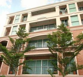 Mirth Sathorn Hotel  в Бангкоке
