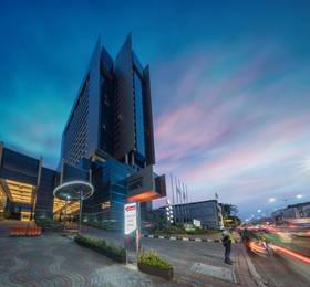 Merlynn Park Hotel в Джакарте