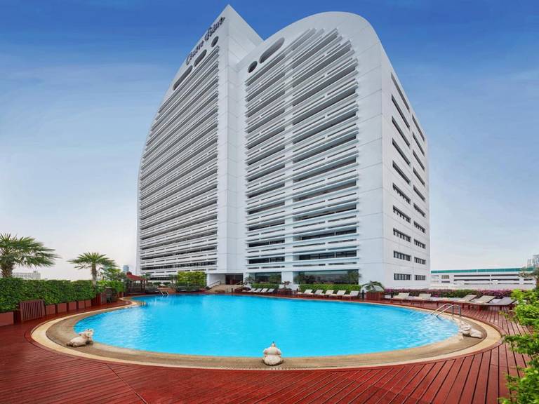 Centre Point Silom Hotel