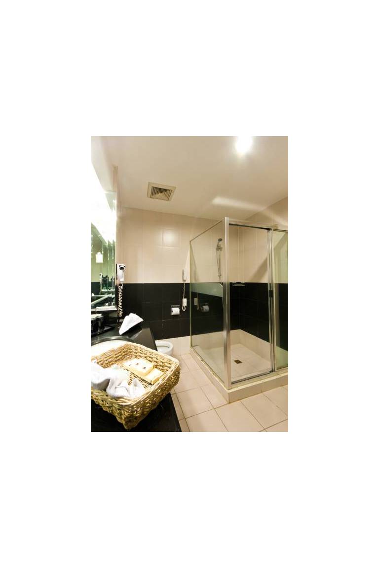 Pearl Garden Hotel 