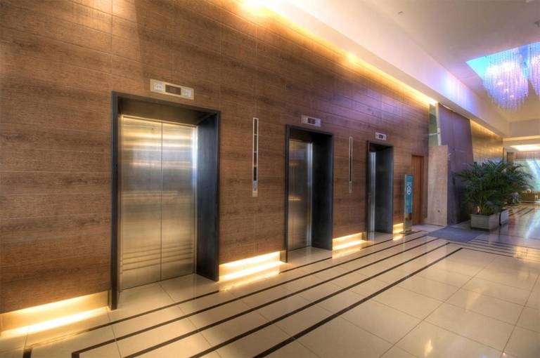 Holiday Inn Express Manila Newport City
