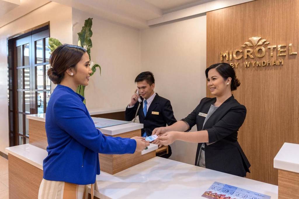 Microtel Davao  3*