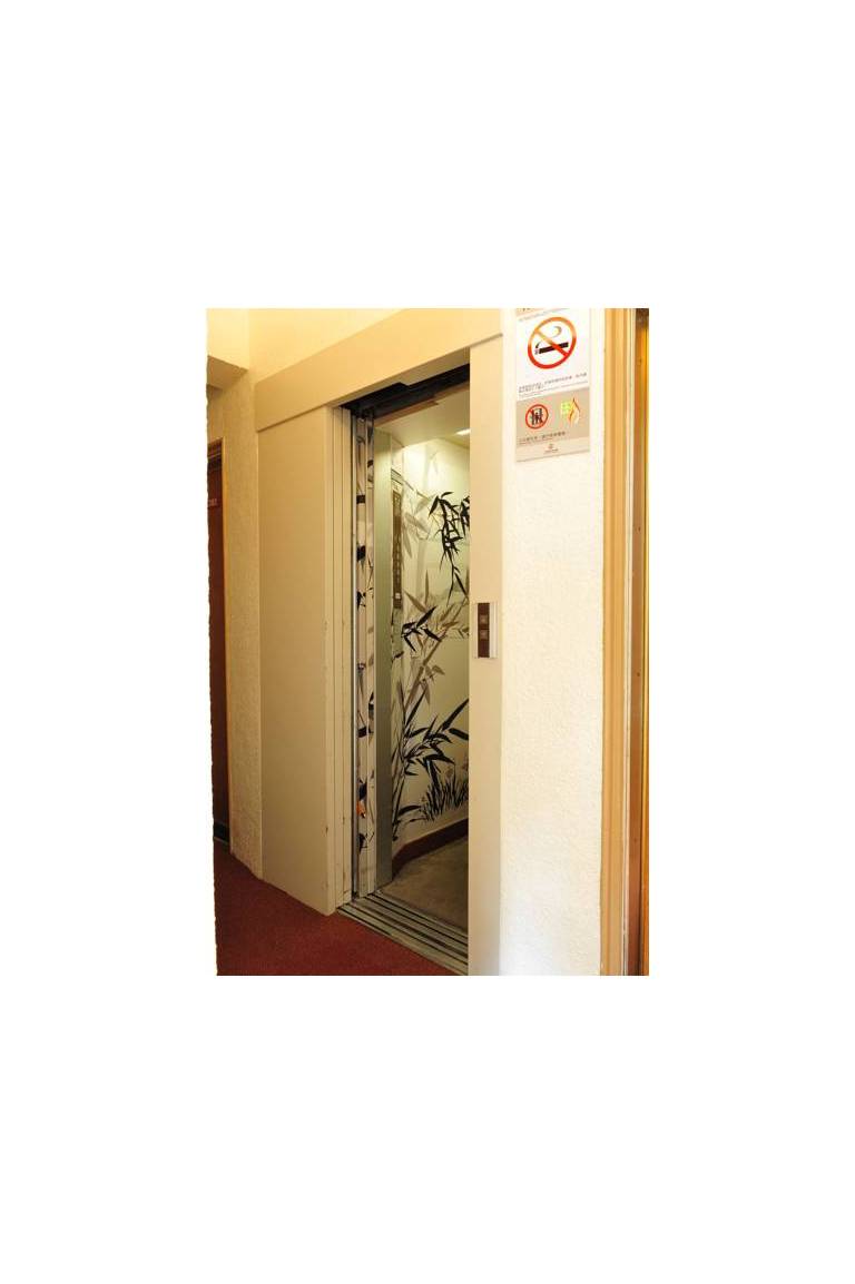 Lienfook Hotel 