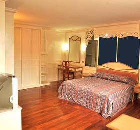 Highfive Hotel в Паттайе