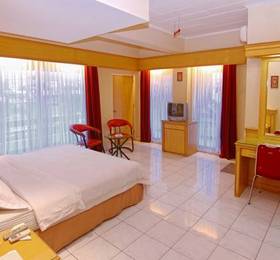 Hotel Hangtuah  в Паданге