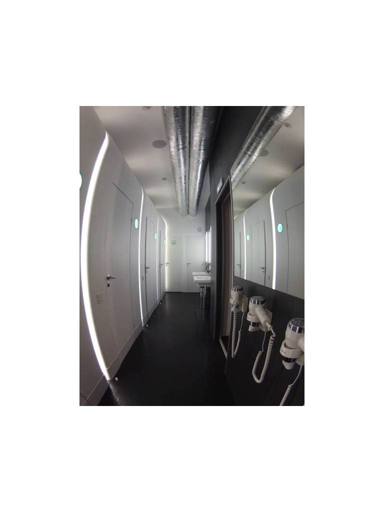 Sleepbox Hotel 