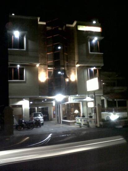 Gallery Hotel  Индонезия, Букиттинги