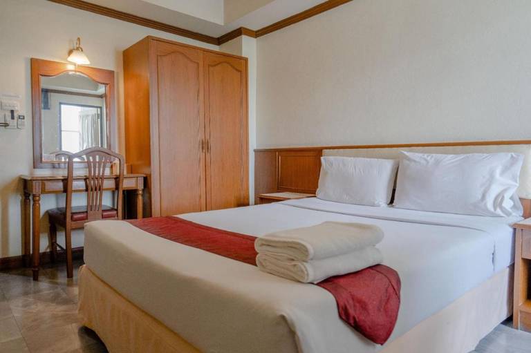 Chaipat Hotel 