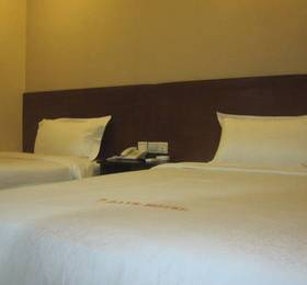 7 Days Hotel  в Джакарте