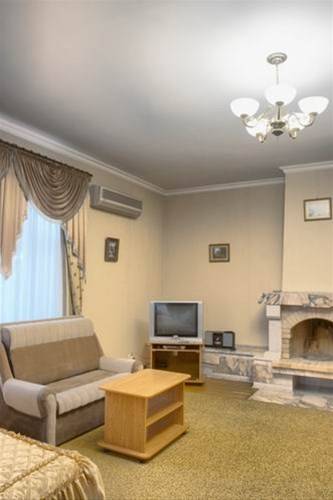 Отель Ирон 4  Россия, Краснодар