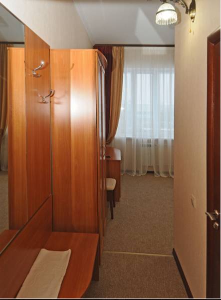Семь Холмов  3*