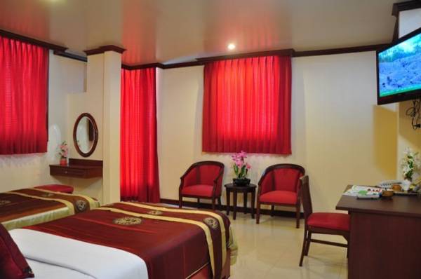 Sky Inn 1