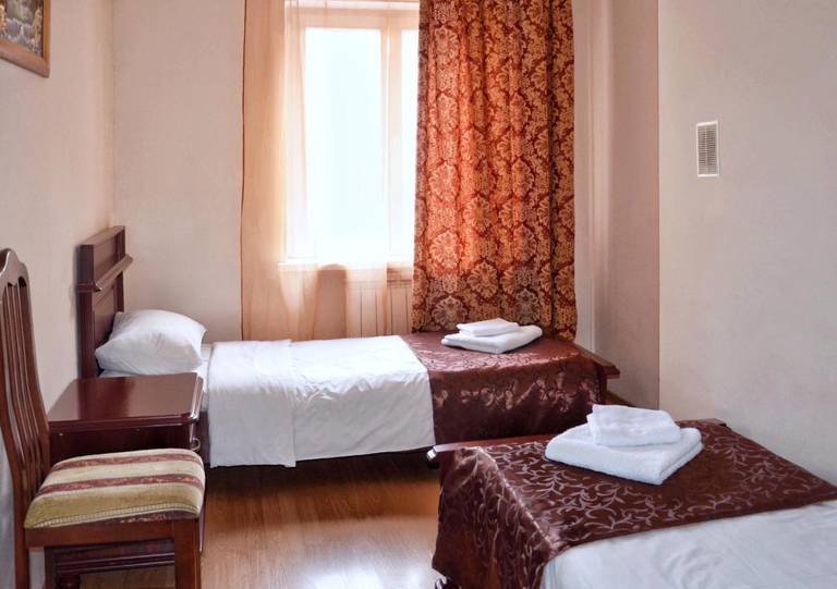 Sun Hotel