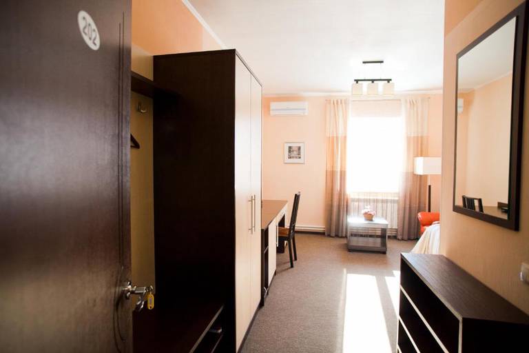 Camelot Hotel