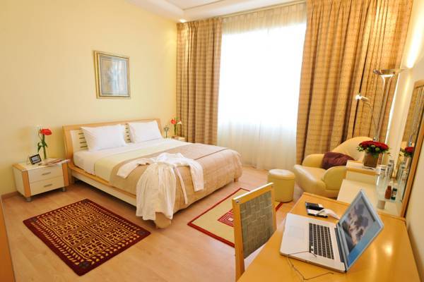 One Juffair Luxury Serviced Apartments  Бахрейн, Манама