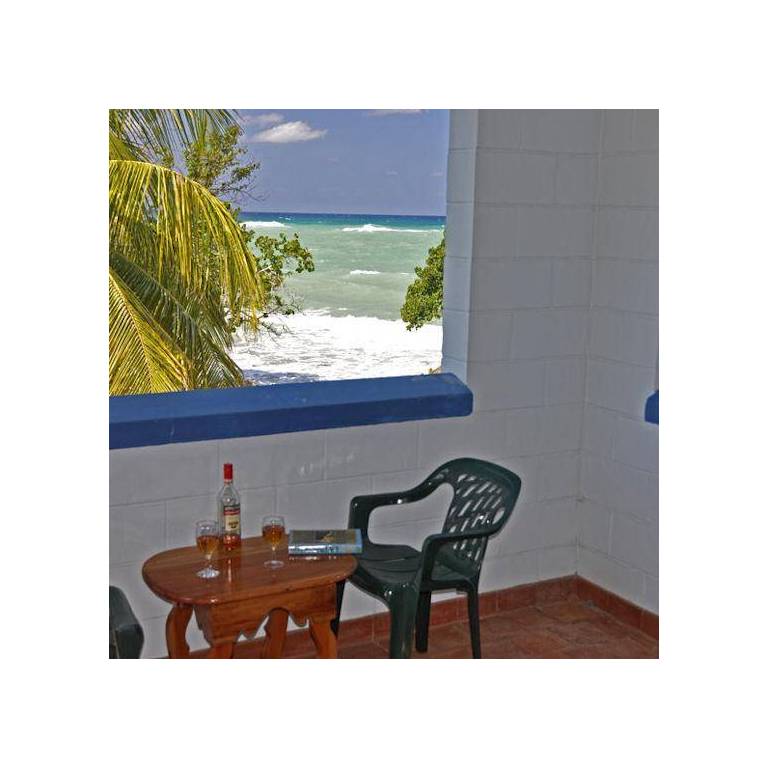 Carib Beach Apartments Negril 
