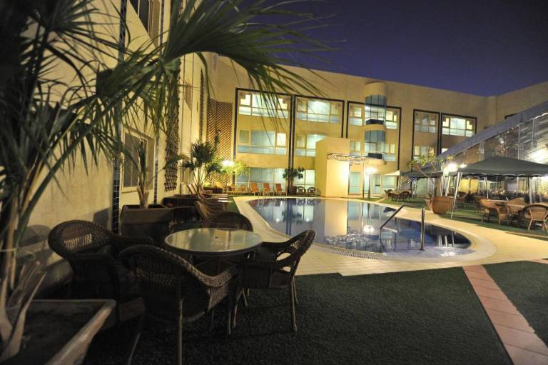 Ramada Dammam Hotel & Suites 