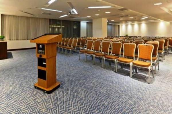 Holiday Inn Cartagena Morros  5*