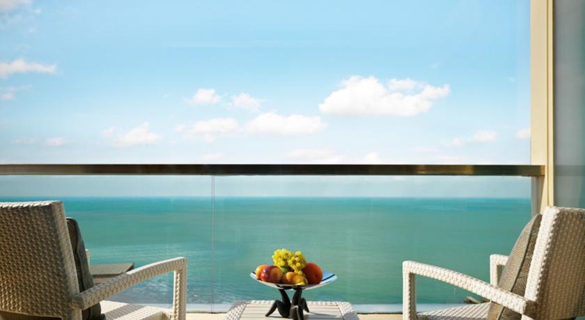 Jumeirah Bilgah Beach Hotel 5*