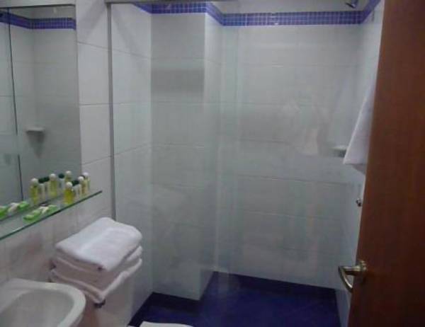 White House Laureles Hotel  3* Колумбия, Медельин