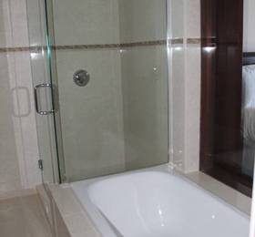 Clear View Suites & Villas  в Гамильтоне