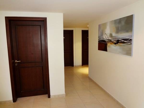 Sahara Hotel Apartments 