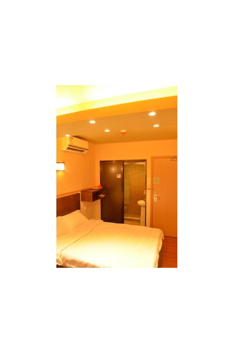 New Yiu Fai Guest House 