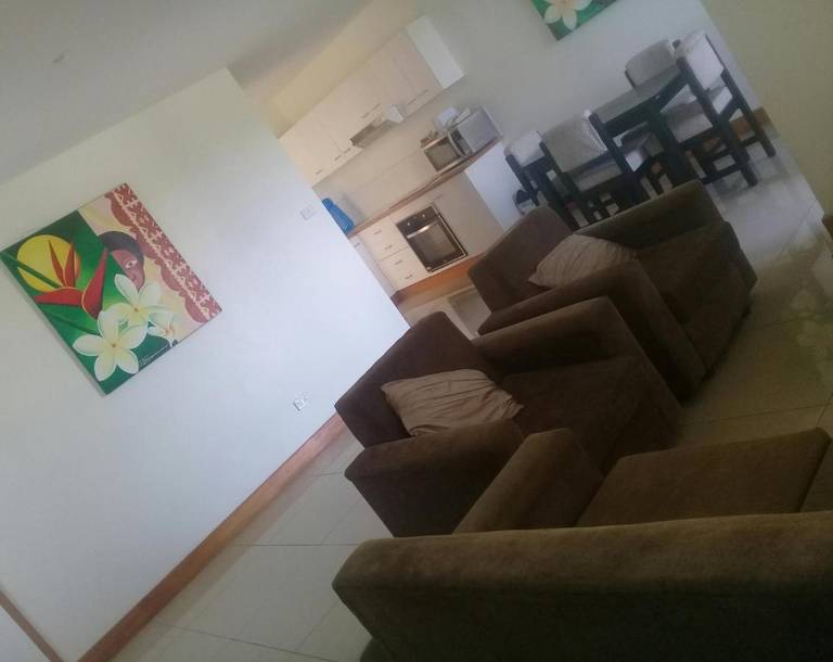 Anchorage Beach Resort 