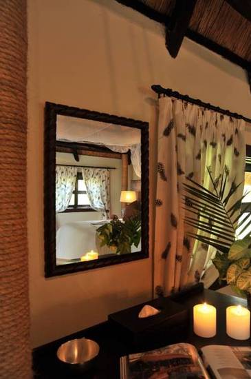 Thorntree River Lodge  Замбия, Ливингстон
