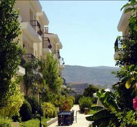 Nicki Holiday Resort  в Полисе