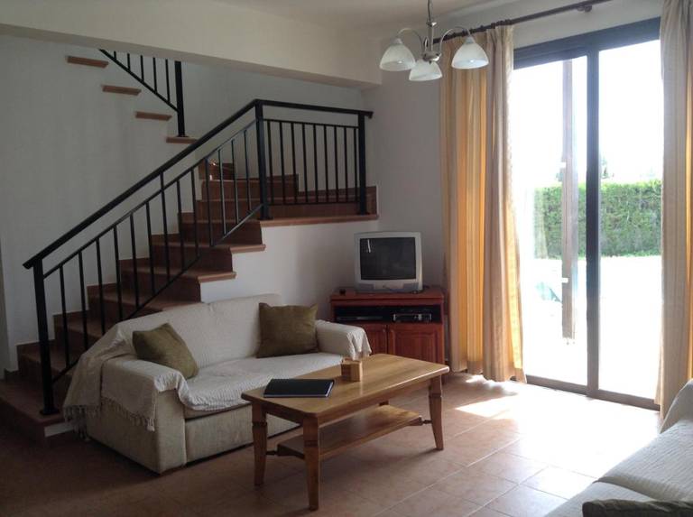 Aura Holiday Villas 