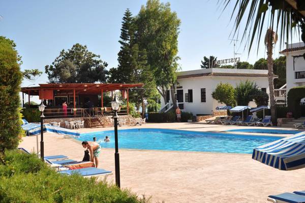 Lysithea Hotel Apts  2* Кипр, Ларнака