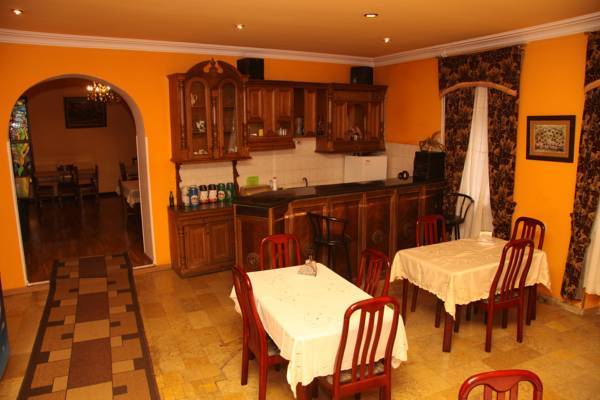 Dzveli Ubani Hotel 3* Грузия, Тбилиси