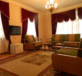 Dzveli Ubani Hotel в Тбилиси