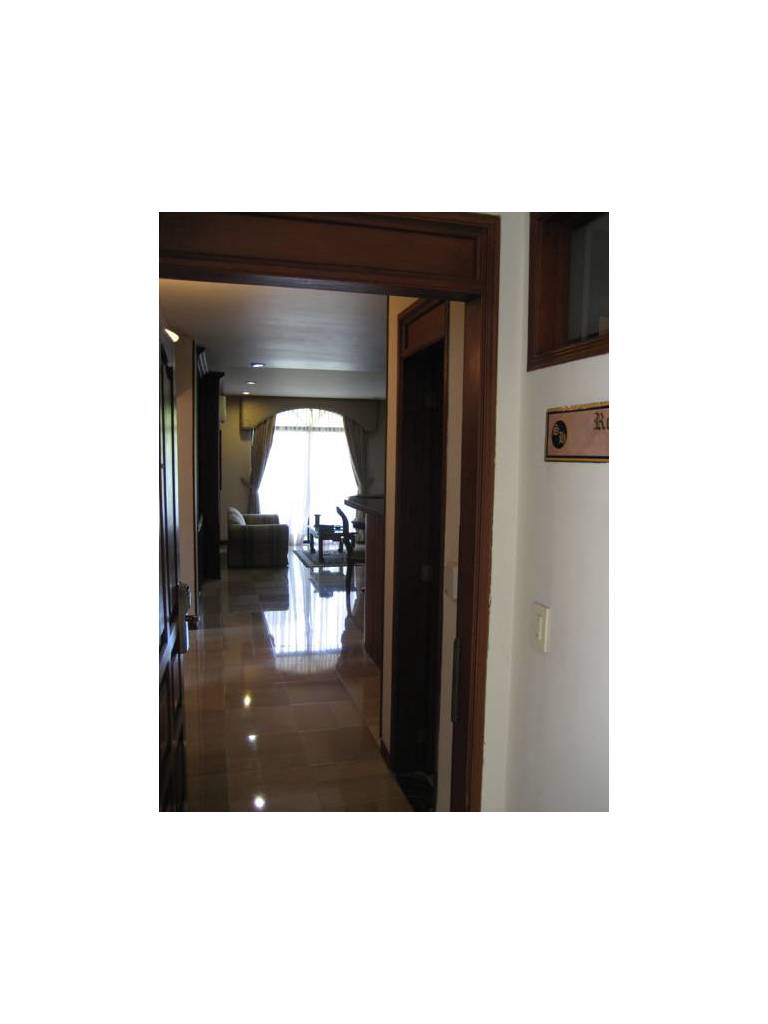 Suites House Hotel 