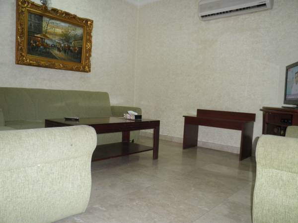 Bayan Suites Hotel 