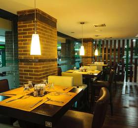 Hotel Alex Caracas  в Каракасе