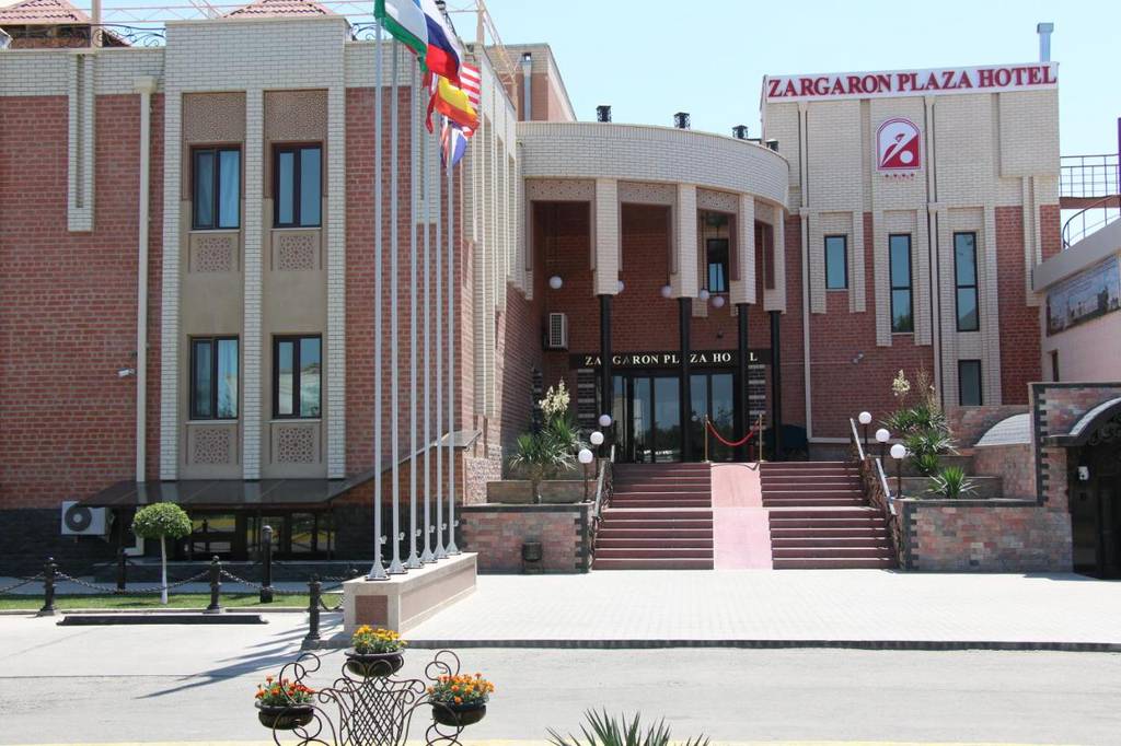 Zargaron Plaza 4*