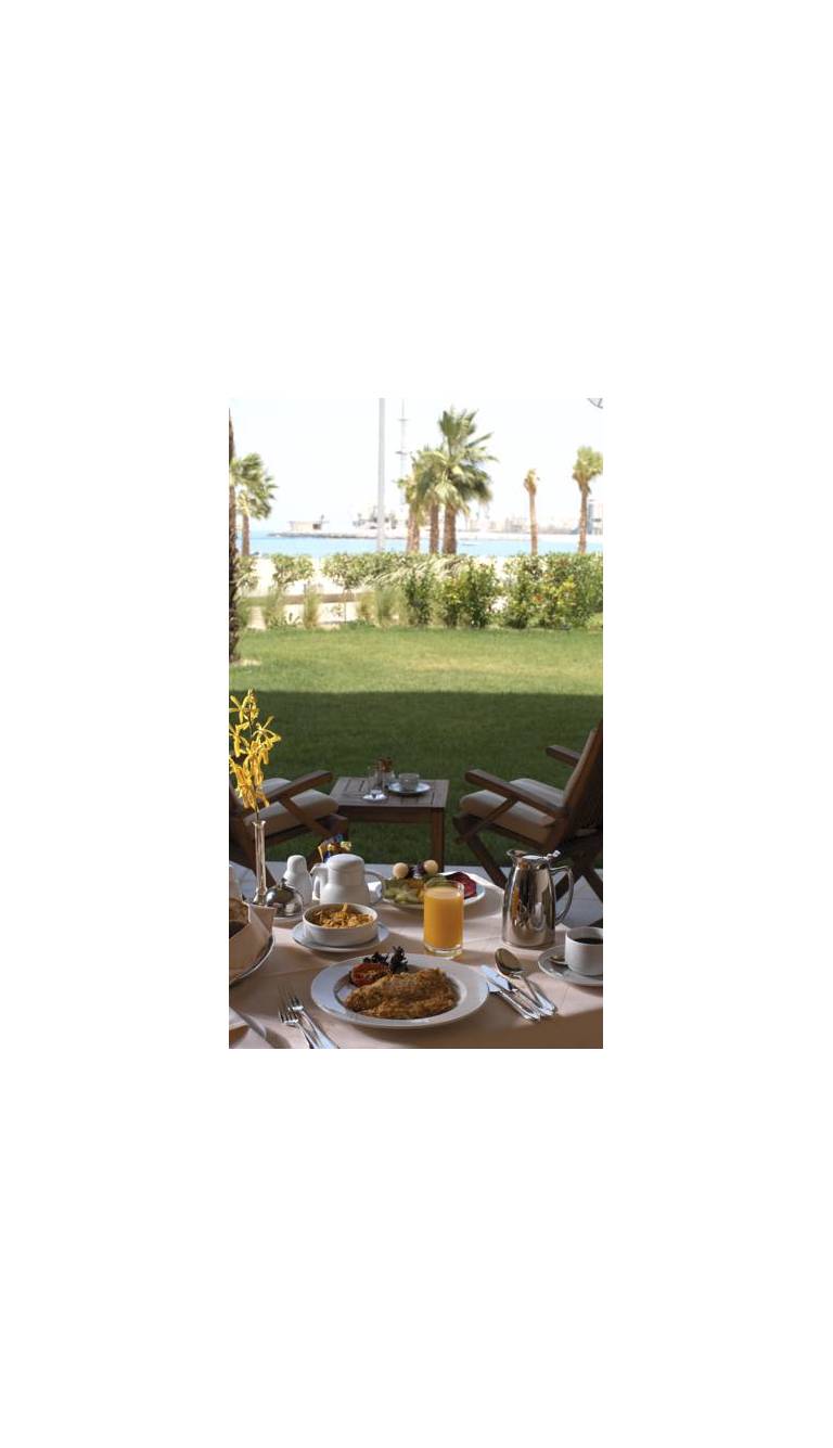 Marina Hotel 