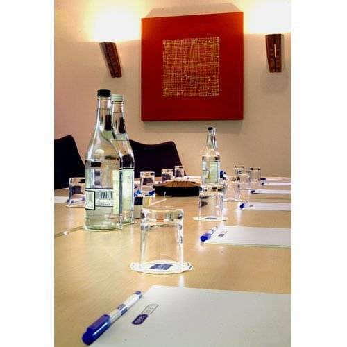 Holiday Inn Express London-Swiss Cottage 