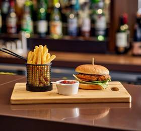 Holiday Inn Express London Stratford  в Лондоне