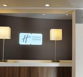 Holiday Inn Express Crewe  в Кру