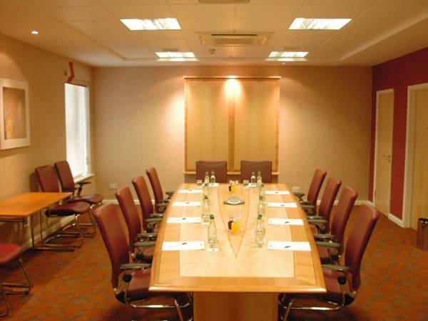 Holiday Inn Express Swindon City Centre  3* Великобритания, Суиндон