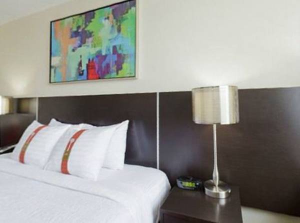 Holiday Inn Toronto Downtown Centre  4* Канада, Торонто