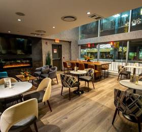 Holiday Inn Toronto Downtown Centre  в Торонто