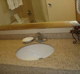 Отдых в Holiday Inn Toronto - Yorkdale  - Канада, Торонто
