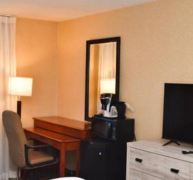 Holiday Inn Calgary - Macleod Trail South  в Калгари