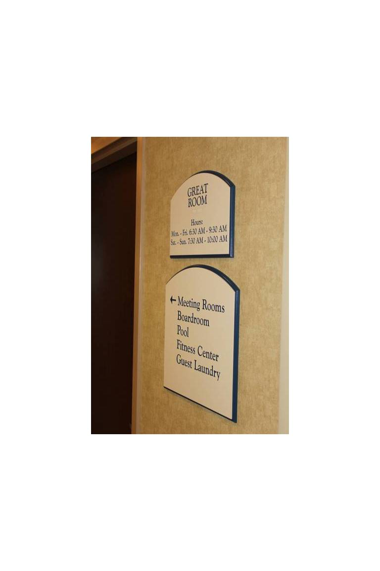 Holiday Inn Express & Suites Riverport Richmond 