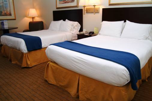 Holiday Inn Express Hotel & Suites Tampa-Rocky Point Island 