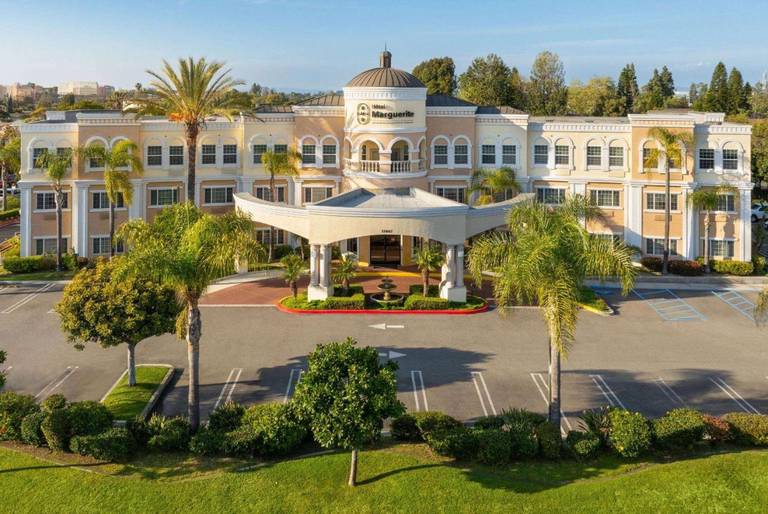 Holiday Inn Express Garden Grove 